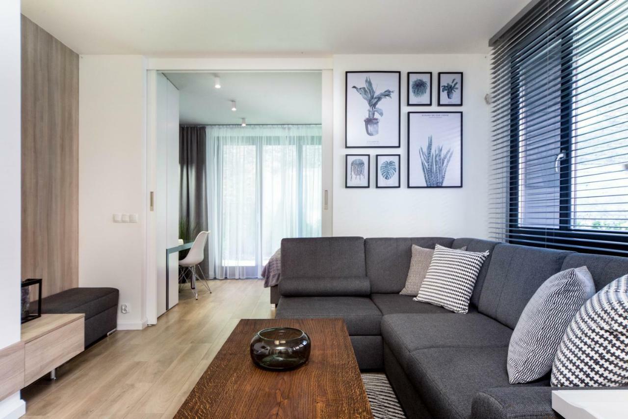 Jacuzzii Apartment Krasków Exterior foto